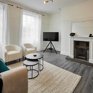  Apartment Host & - Scoresby Place United Kingdom