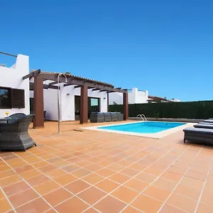 5 Star Luxury Villa, Private Heated Pool, Golf & Sea Views. Villa